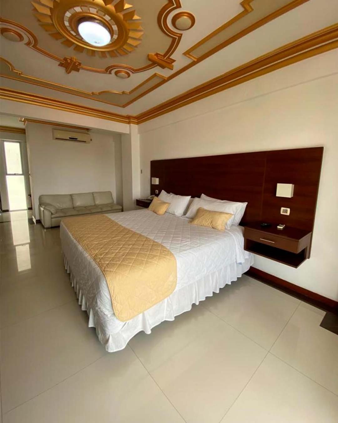 Prince Hotel Santa Cruz de La Sierra Esterno foto